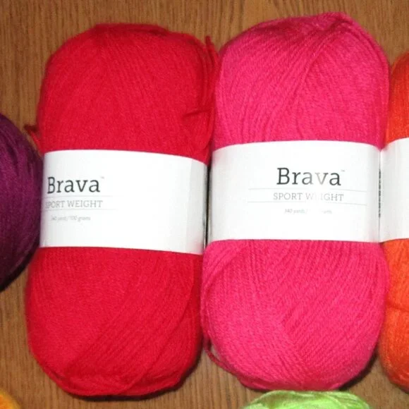 Lot of 12 Full/Partial Skeins BRAVA Sport Weight Acrylic Yarn by Knit Picks B5 - Picture 2 of 4